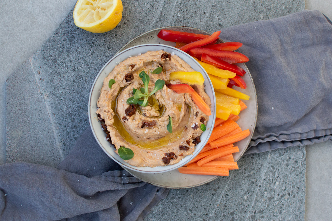 Hummus med soltorkade tomater